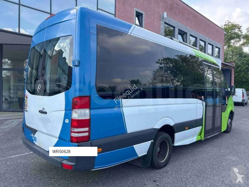 باص Mercedes