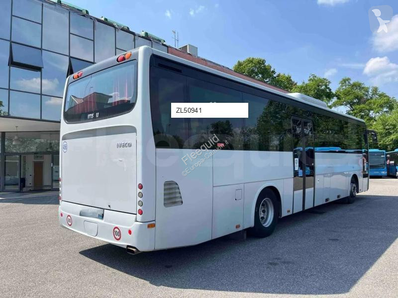 باص Iveco