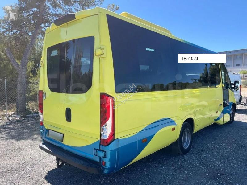 باص Iveco Ferqui