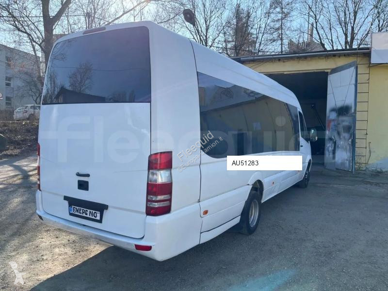 باص Mercedes