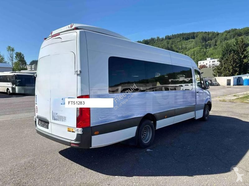 Autobús Mercedes