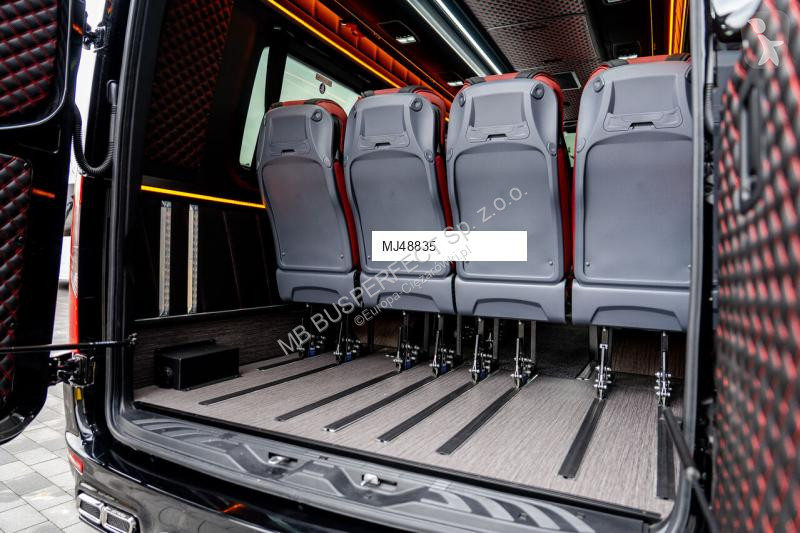 Véhicule utilitaire Mercedes 519 CDI – MB...