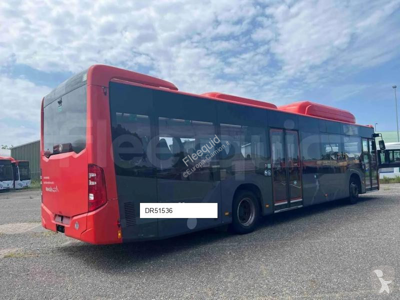 باص Mercedes