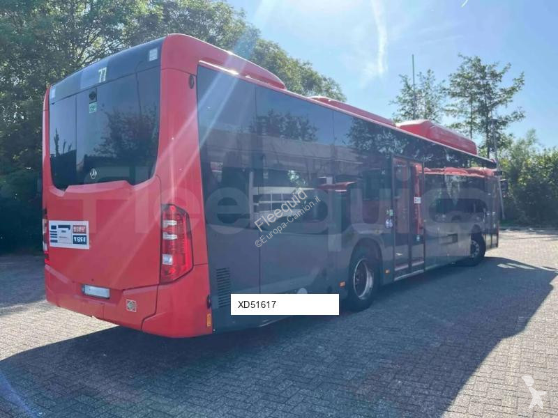 Autobussen Mercedes