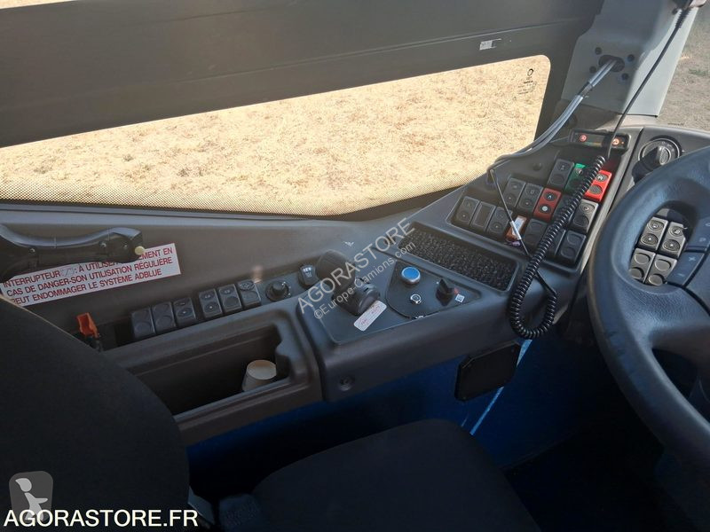 باص Irisbus RECREO