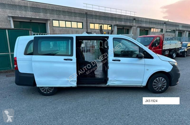 Autobús Mercedes