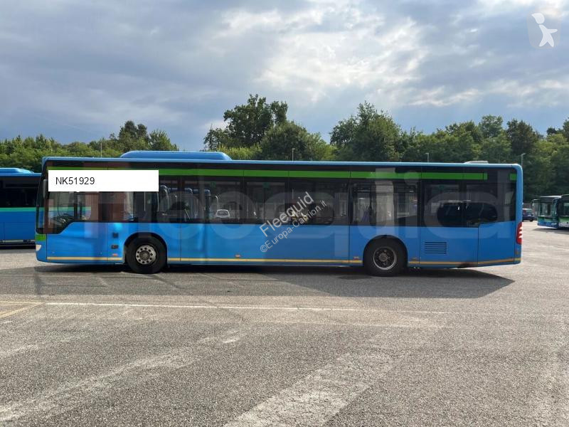 Autobús Mercedes