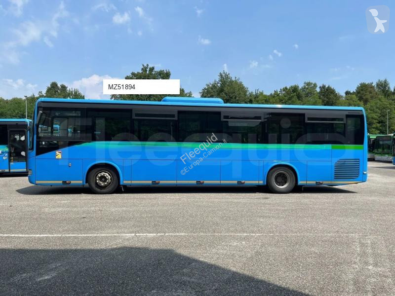 باص Iveco