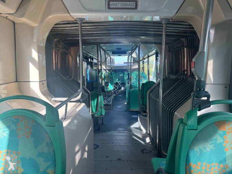 باص Irisbus