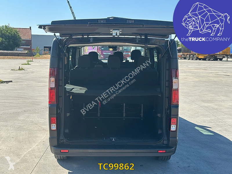 Véhicule utilitaire Nissan 2.0 DCI - MINIBUS -...