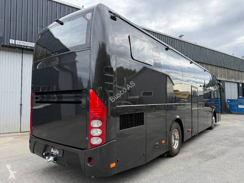 Autóbusz Volvo 9900. Motorhome!