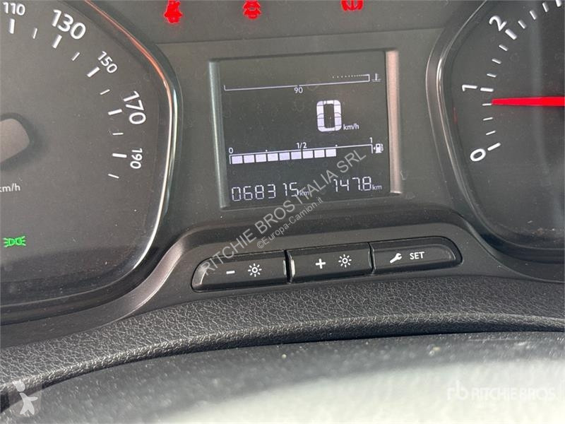 Veículo utilitário Peugeot 1.6 BlueHDI Premium...