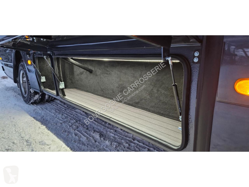 Veículo utilitário Mercedes 2.0 EcoBlue - 136...