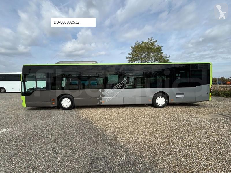 Autobús Mercedes