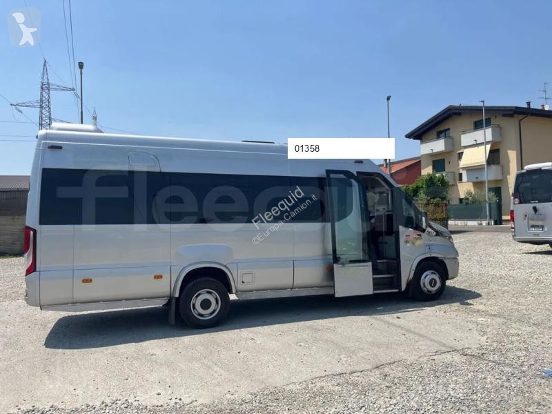 Iveco  bus