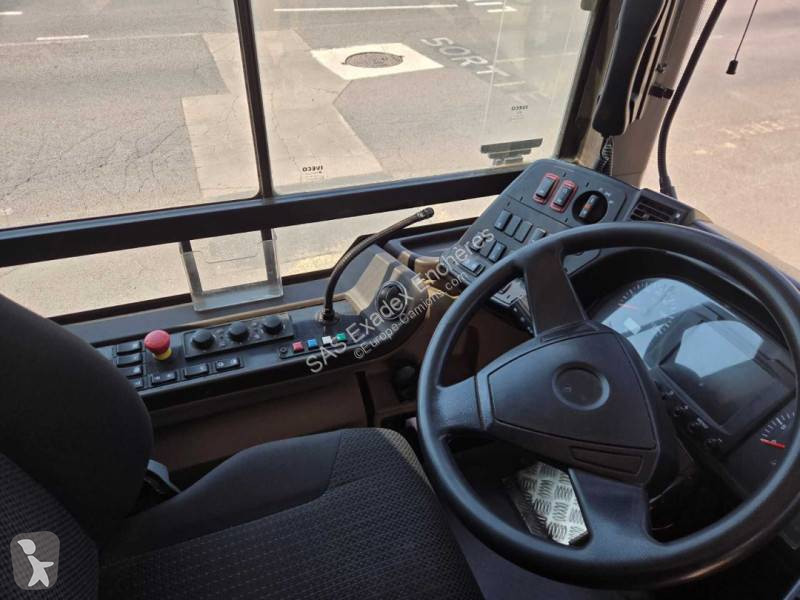 Iveco BUS URBANWAY 18M ARTICULE 4P GNC bus