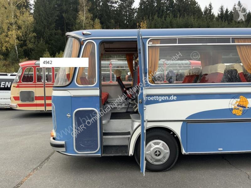 Autobussen Setra S 80
