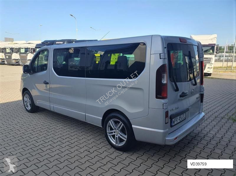 Véhicule utilitaire Opel VIVARO