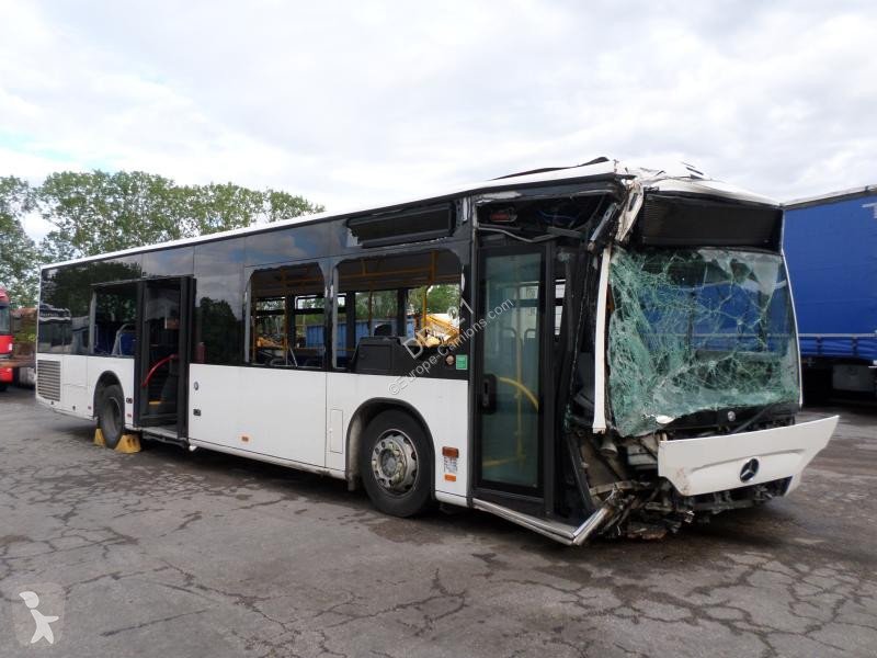 Autobuz Mercedes