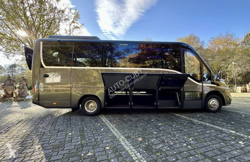 Furgoneta Iveco Cuby C70, 7.9m 27+1+1+ acenseur