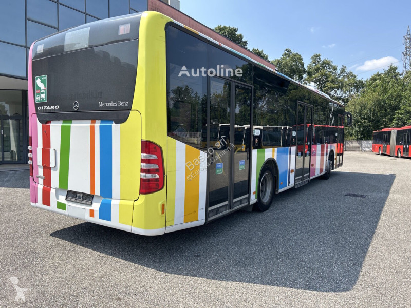 Autobuz Mercedes