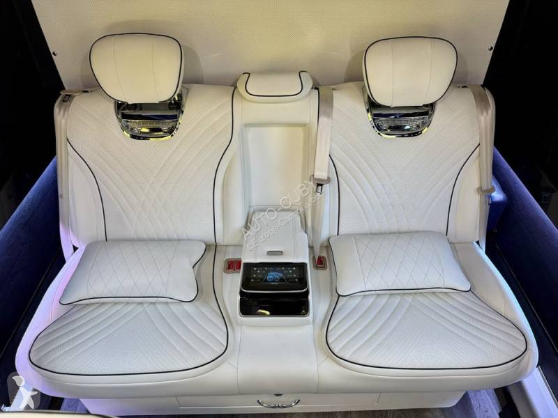 Autobus Mercedes Cuby 11+1 VIP Line