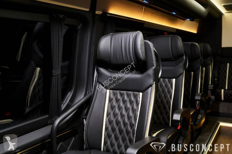 Furgoneta Mercedes 519  13+1+1 VIP