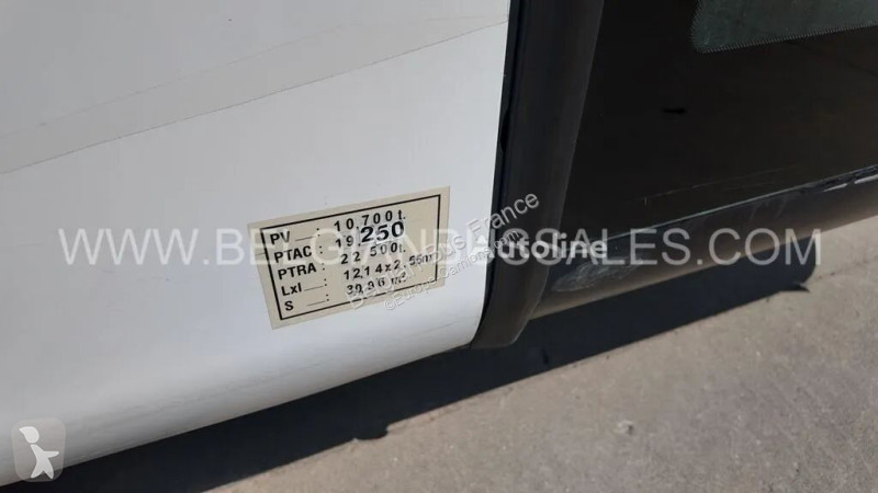 Autobuz Mercedes E 12,2 m