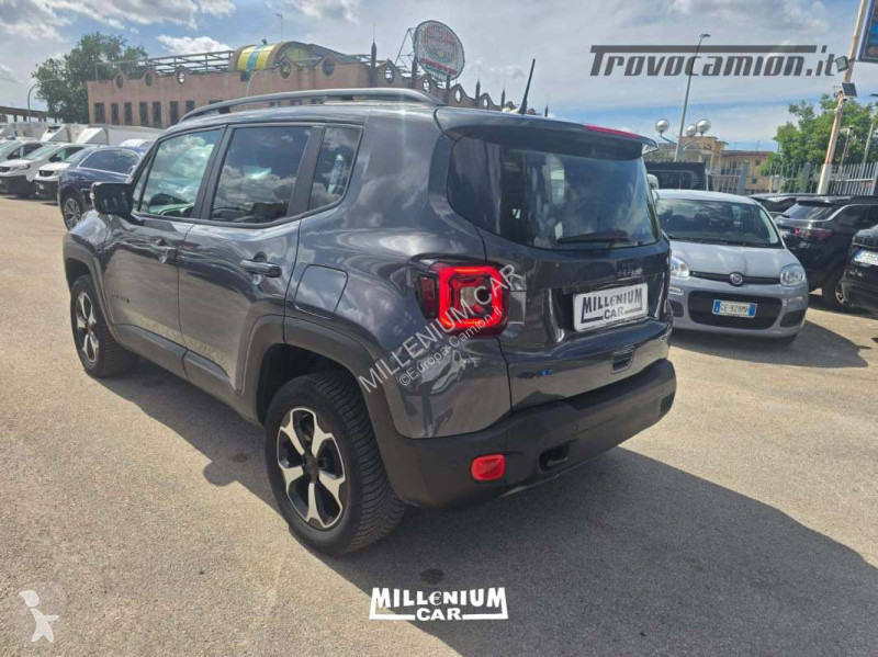 Autobuz  RENEGADE TRAILHAWK 4XE 2022 KM 53000