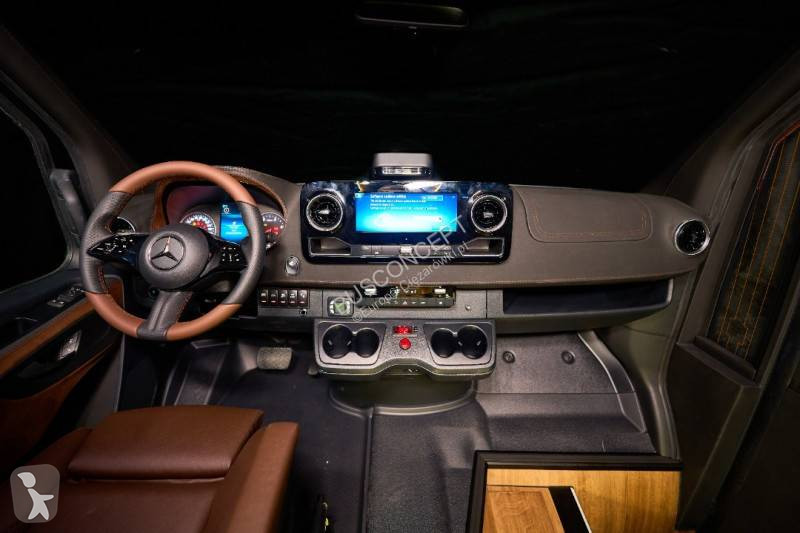 Autobuz Mercedes 519 cdi  19+1+1 on stock