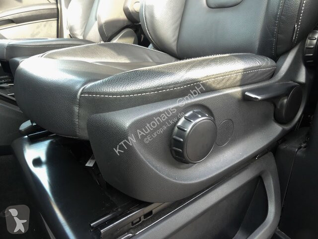 Bedrijfswagen Mercedes