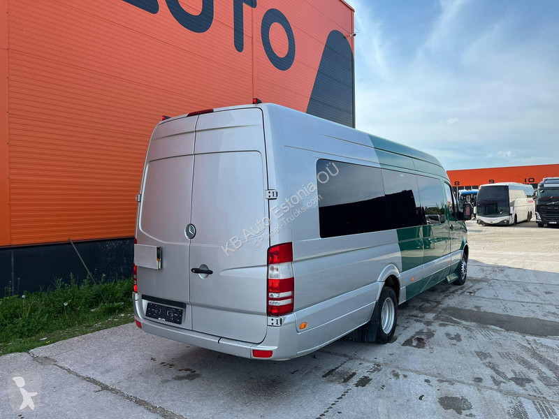 Autobus Mercedes 516 23 SEATS