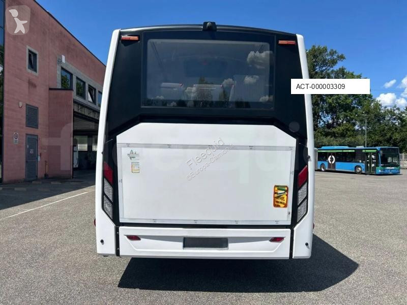 Autobús Volvo B8R