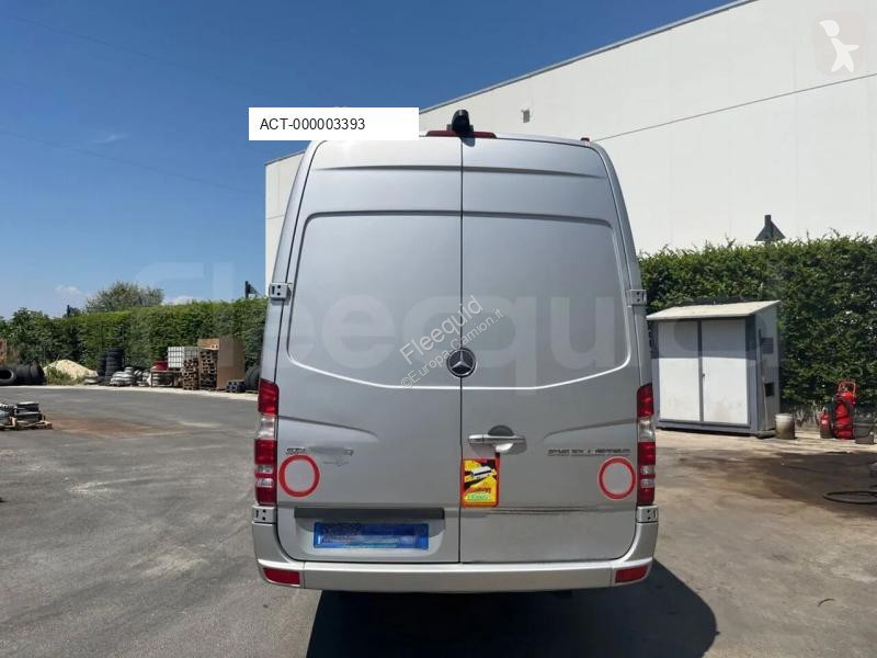 Camioneta Mercedes