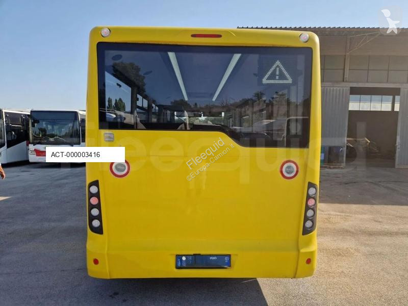 Autobussen Iveco Indcar
