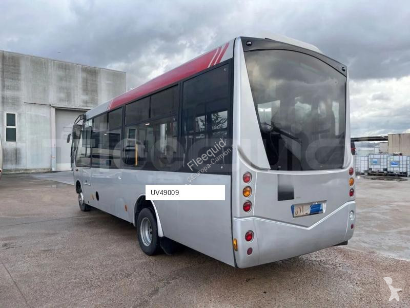 باص Iveco Cacciamali