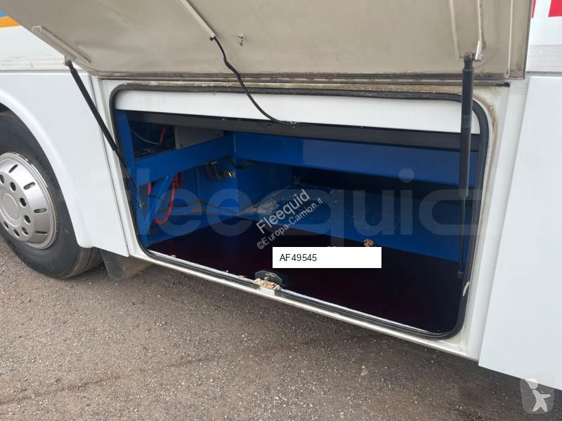 باص Irisbus