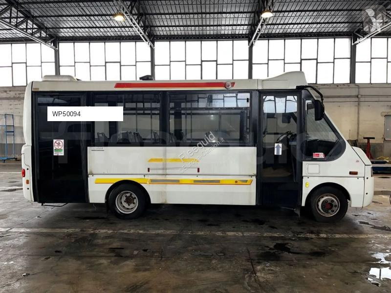 باص Iveco Cacciamali
