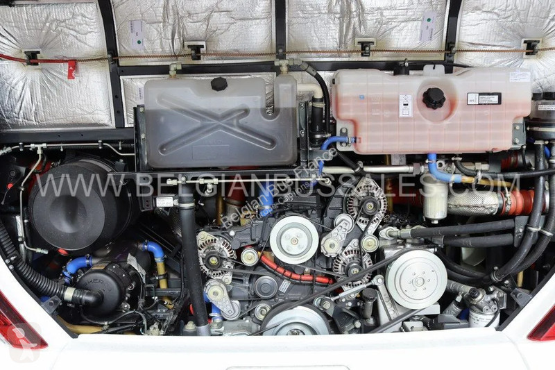 باص Iveco 10.8m Pop / Double middle door / Lift...