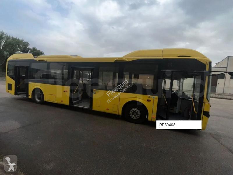 باص Volvo 7900