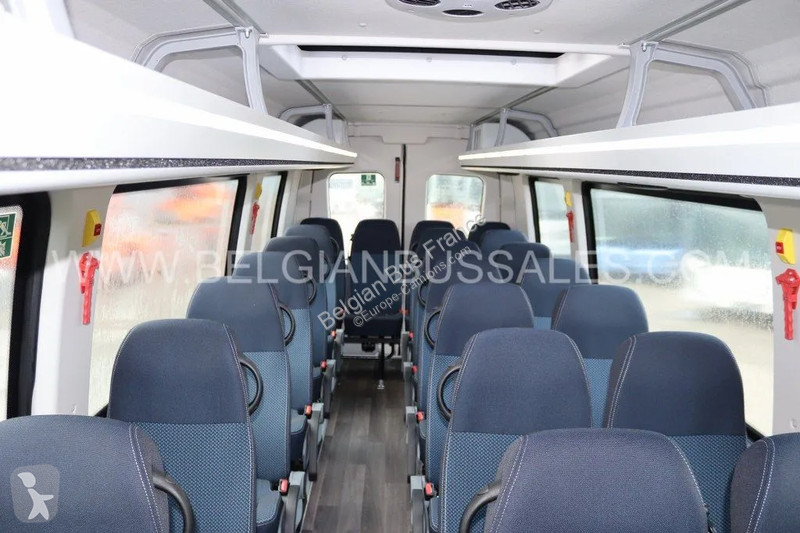 Véhicule utilitaire Iveco / 7.6m / Automatic /...