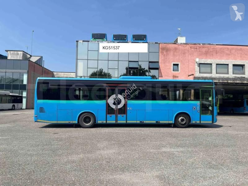 باص Iveco