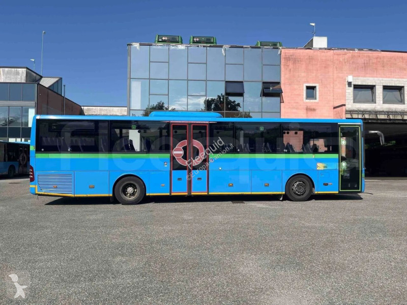 باص Mercedes