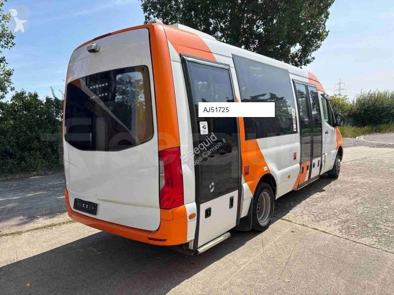 Furgoneta Mercedes