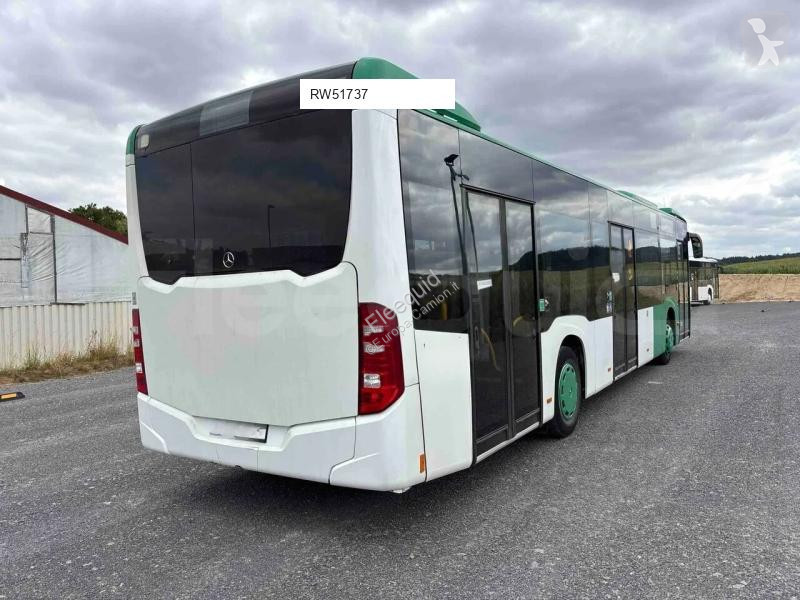 باص Mercedes