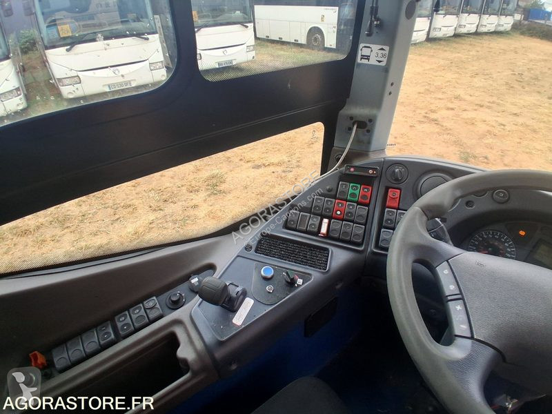 باص Irisbus RECREO