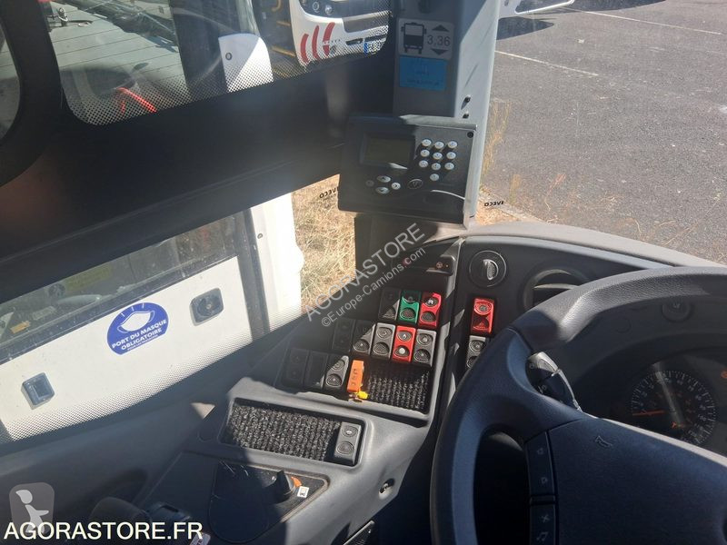 باص Irisbus RECREO