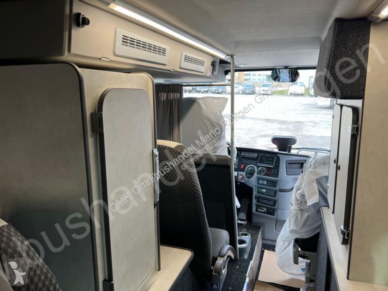 باص Van Hool Astromega
