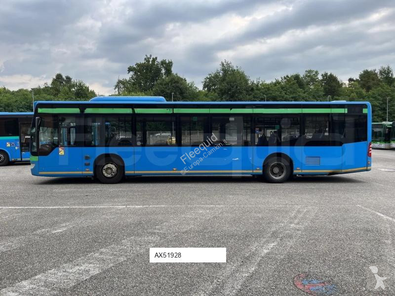 Autobús Mercedes