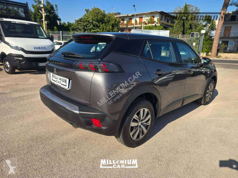 Furgoneta Peugeot PEUGEOT 2008 DIESEL 2022 KM...